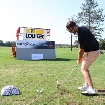 LOU TEC GOLF